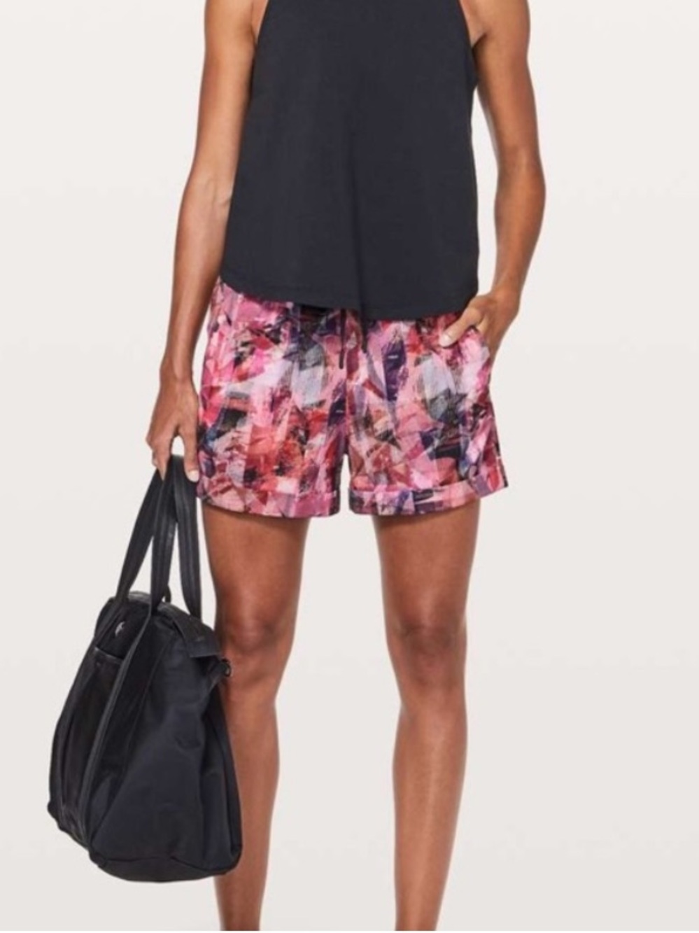 NWOT Lululemon Spring Break Away shorts Size-6